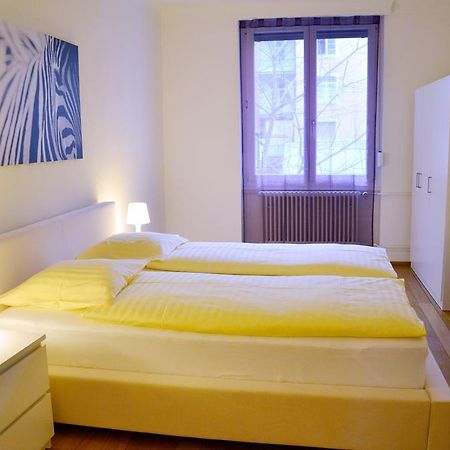 Rent A Home Landskronstrasse - Self Check-In Basel Phòng bức ảnh